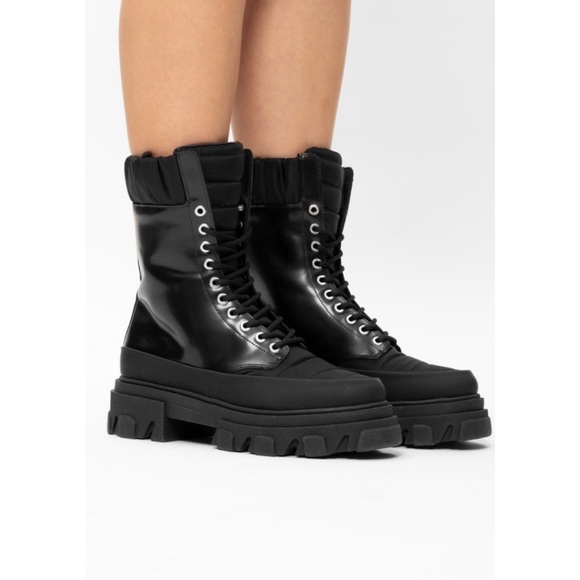 Ganni lace up Boots - Picture 2 of 7